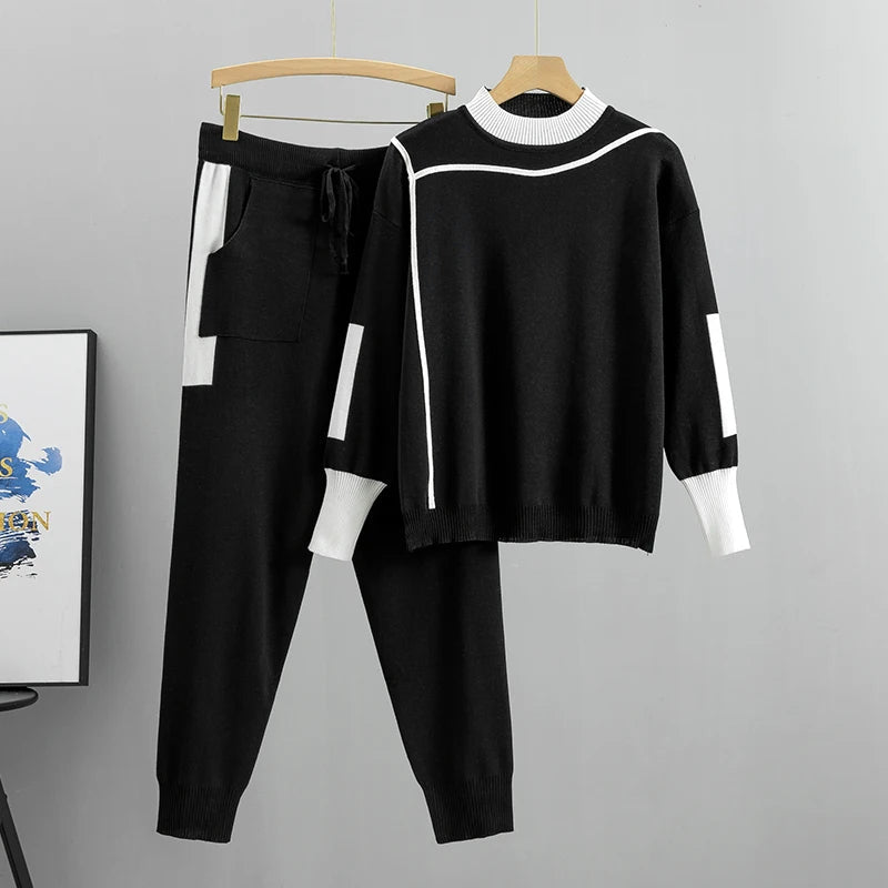 Airan | Rundhalspullover und Jogginghose Set