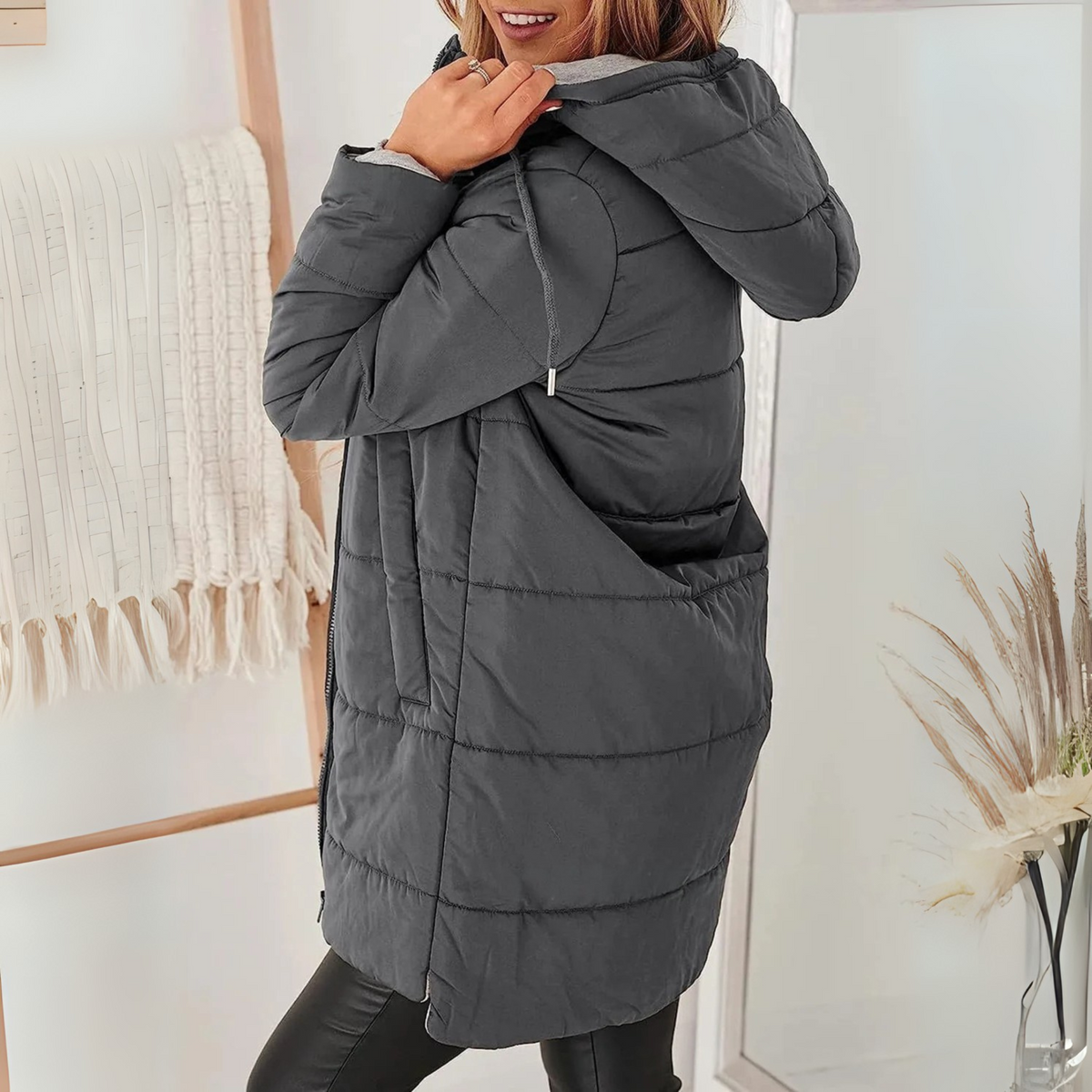 Ailsa | Daunenjacke mit Kapuze