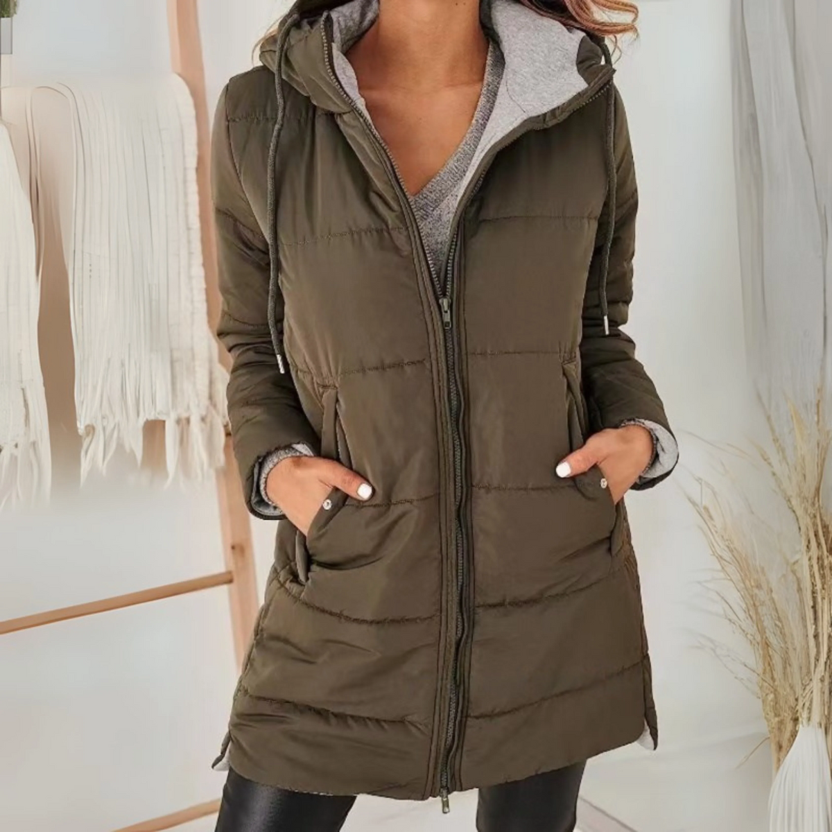 Ailsa | Daunenjacke mit Kapuze