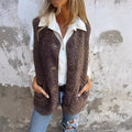 Julietta | Ärmelloser Cardigan mit Knöpfen und warmer Ausführung